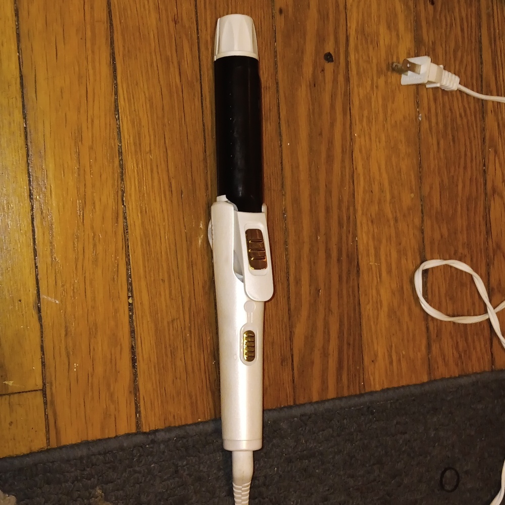 2n1 straightener and curler.
